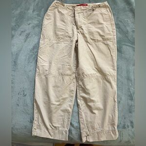 Women's Beige Cropped Pants